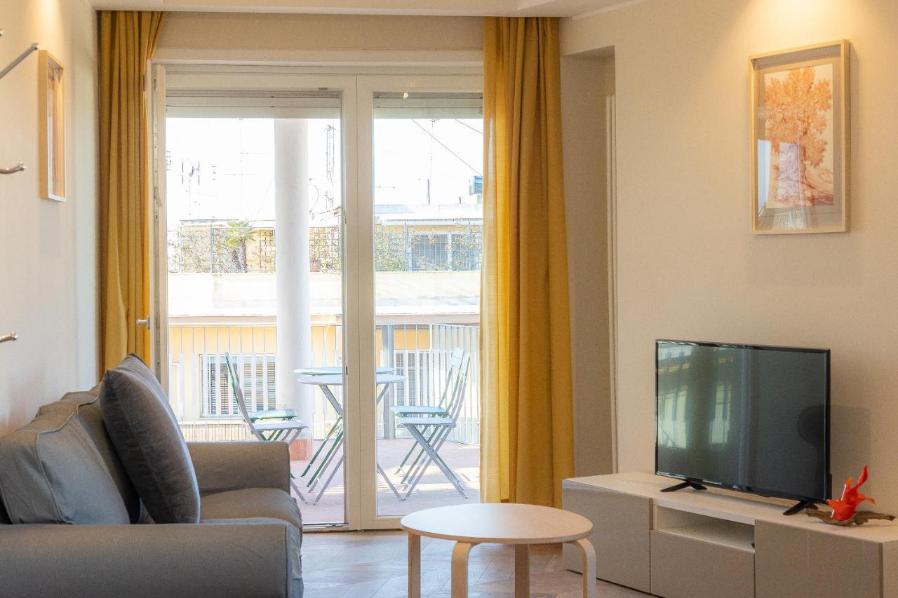 Aurelia Sunset Penthouse By In Apartment Rom