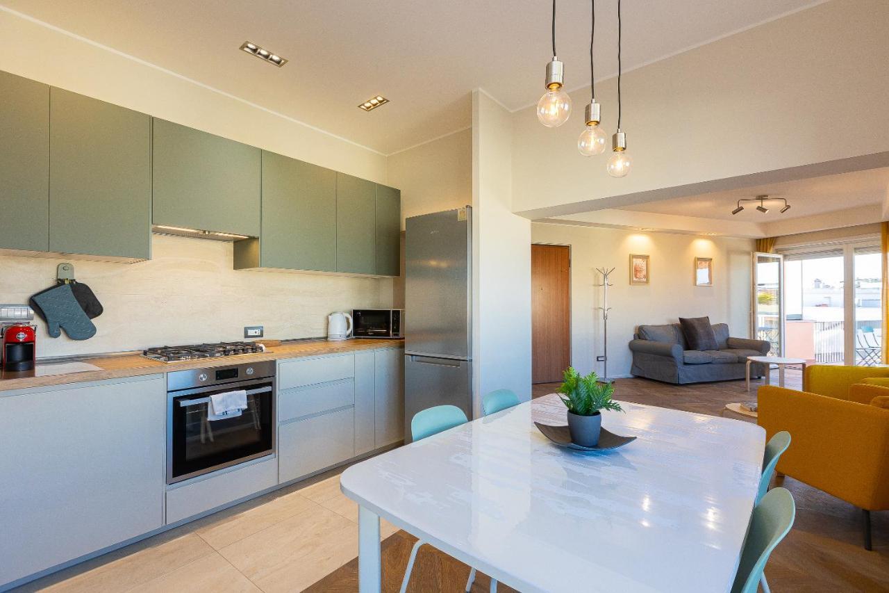 Aurelia Sunset Penthouse By In Rom